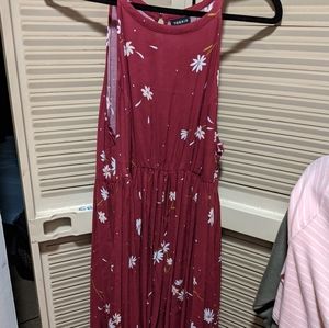 Torrid 00/10/M floral burgundy dress